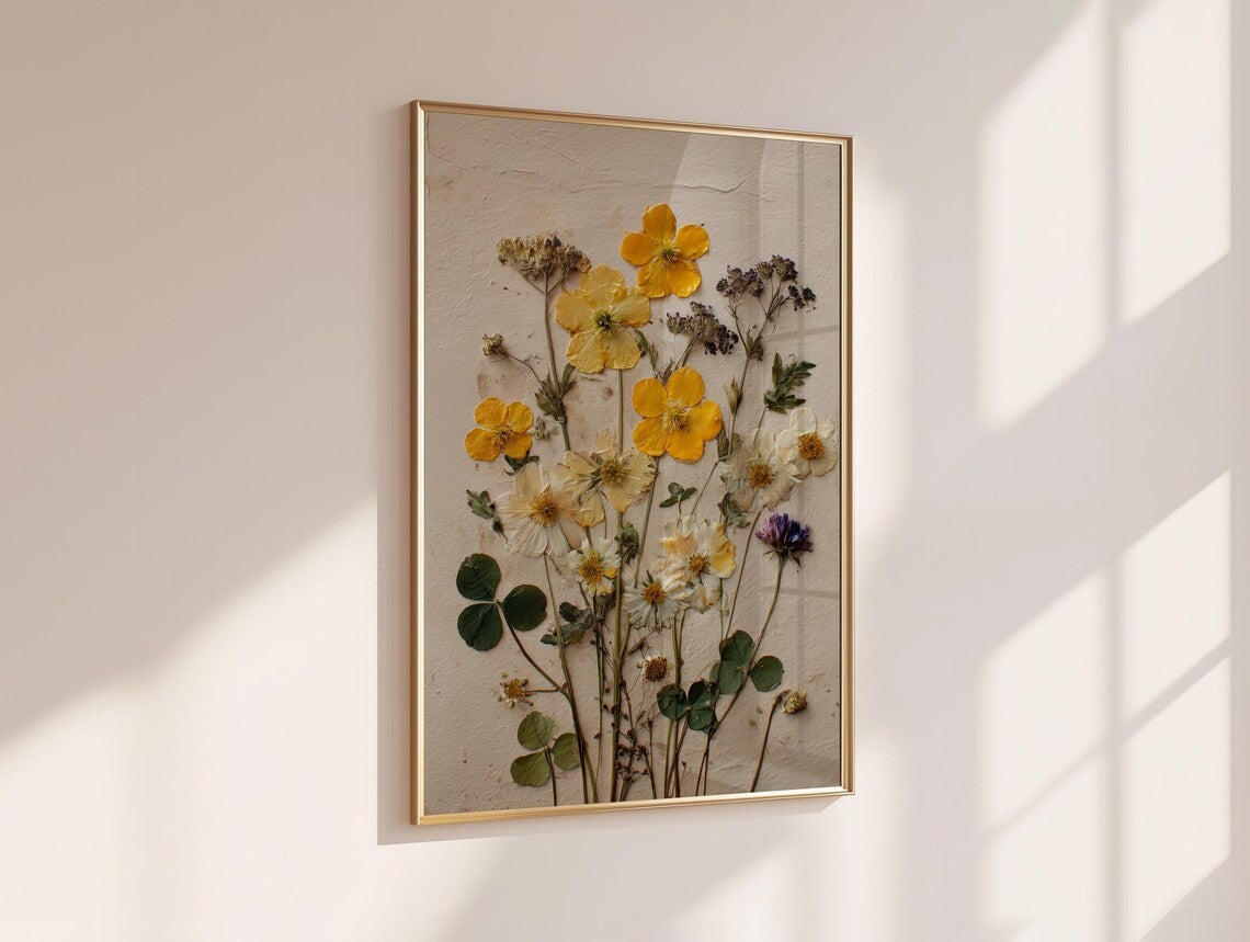 Gepresste Blumen Wandkunst | Getrocknete Wildblumen | Gelbes Botanisches Poster