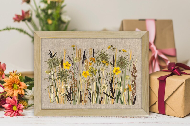 Handgefertigter botanischer Rahmen mit echten gepressten Blumen, Boho-Wanddekoration, 20x30cm