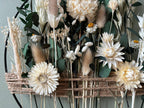 Trockenblumen Wandkranz mit Eukalyptus – Natürlicher Blumenring für Boho und modernes Wohndesign