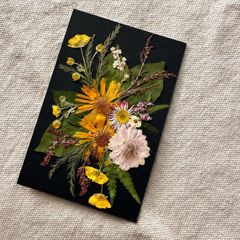 Gepresste Blumen Wandbehang Dekor, 10x15 cm, Echtes Blumen Kunstwerk im Rahmen, Rustikale Boho Zimmerdeko
