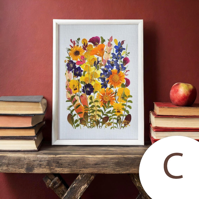 Handgefertigter Botanischer Rahmen mit echten gepressten Blumen und getrockneten Pflanzen, 20x30cm, Holzrahmen