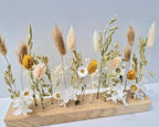 Holzleiste mit Trockenblumen | Eichenholz Blumenboard | Tischdeko Wanddeko