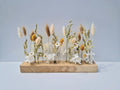 Holzleiste mit Trockenblumen | Eichenholz Blumenboard | Tischdeko Wanddeko