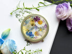 Silberner Taschenspiegel mit gepresster echter Blume, goldfarbenes Finish, Handwerkskosmetik, Hochzeitsgeschenk
