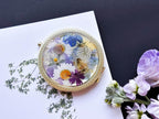 Silberner Taschenspiegel mit gepresster echter Blume, goldfarbenes Finish, Handwerkskosmetik, Hochzeitsgeschenk
