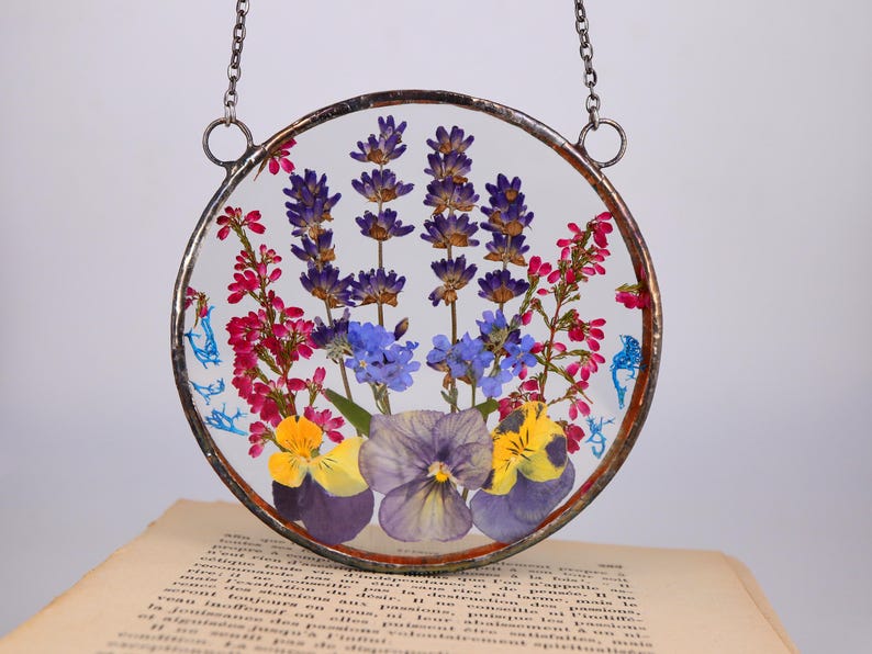 Gepresste Blume Glaskunst Suncatcher - Boho Wohnkultur, 10 cm Kreis