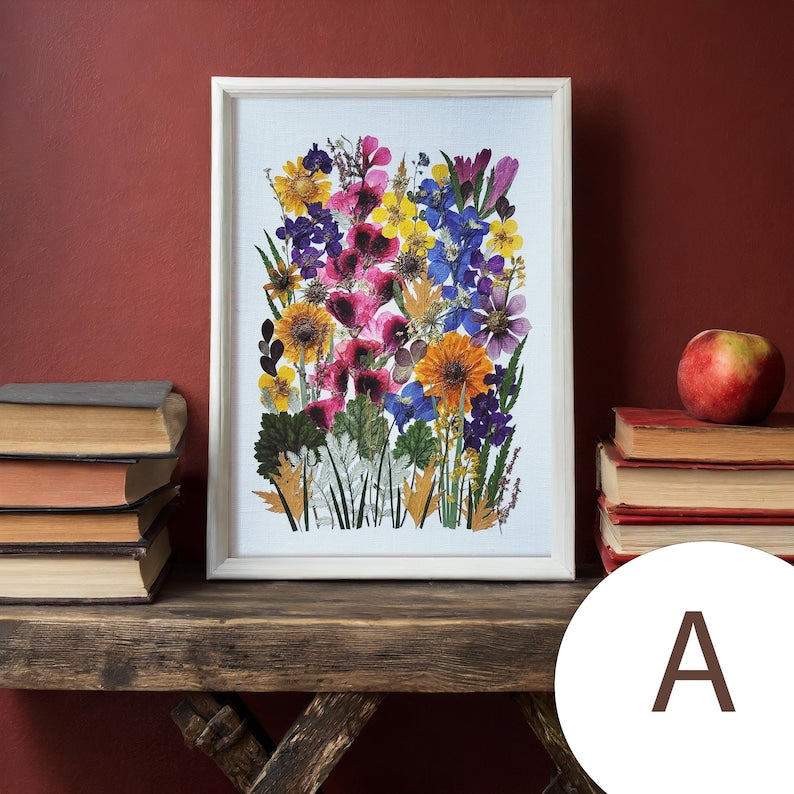 Handgefertigter Botanischer Rahmen mit echten gepressten Blumen und getrockneten Pflanzen, 20x30cm, Holzrahmen